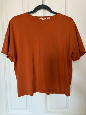 100% pima cotton natural fiber polyester-free orange cropped crew neck tee